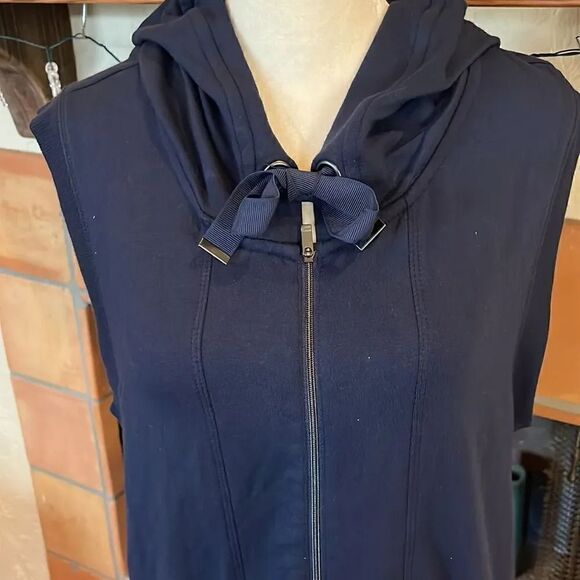 Athleta tunic hoodie vest, size S! - Picture 2 of 10